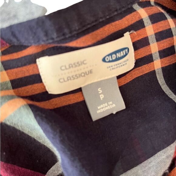 Old Navy Classic plaid button front shirt, lightweight, 100% cotton, size S - Picture 5 of 5